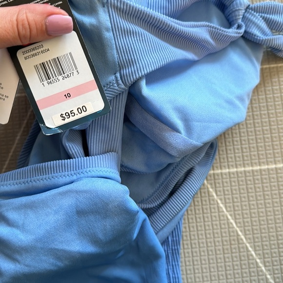 Speedo

Active Rec Keyhole Rib One-Piece Swmsuit - Picture 5 of 6